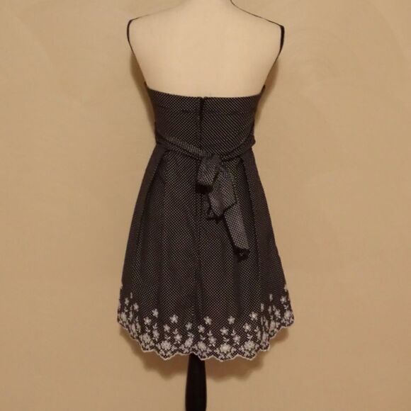 Clearance !!! Dot print strapless dress - Picture 3 of 8